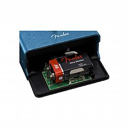 FENDER MIRROR IMAGE DELAY PEDAL