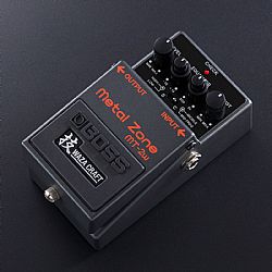 BOSS MT-2W METAL ZONE
