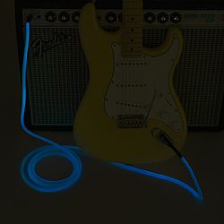 FENDER PRO GLOW IN THE DARK GUITAR CABLE BLUE 3m