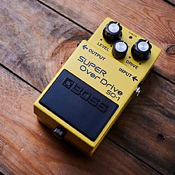 BOSS SD-1 SUPER OVERDRIVE